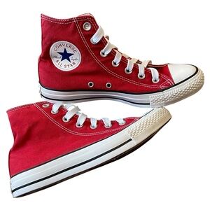 Converse Chuck Taylor All Star Sneakers Women’s 7 Men’s 5